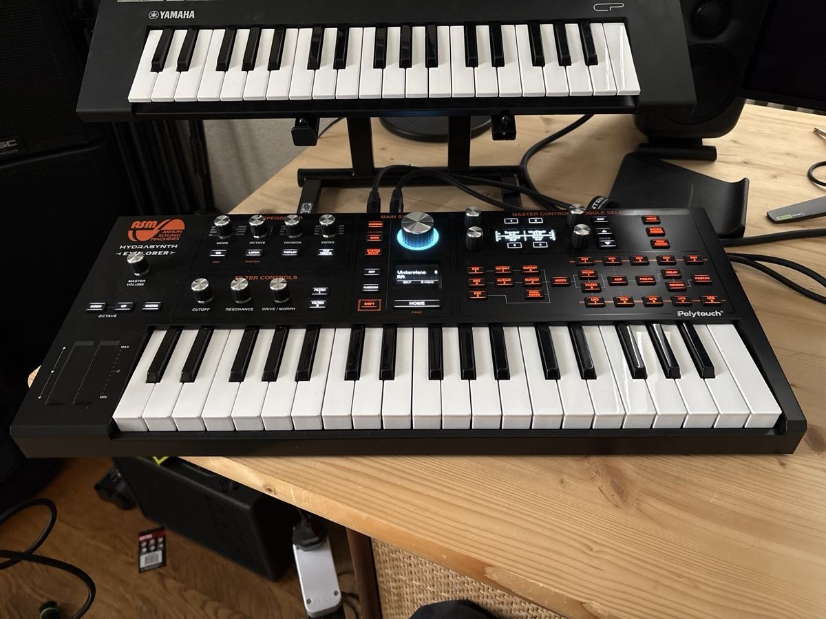 Musikinstrumente: Synthétiseur ASM Hydrasynth Explorer - État impeccable – Neu (gemäss Beschreibung) aus Le Séchey von ben_2nvp 1
