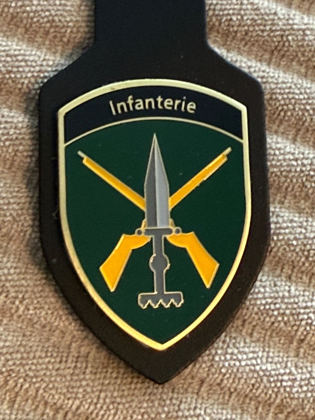 Schweizer Armee Placchette & Badge: Brustanhänger: Infanterie - Schweizer Armee – Usato da Brütten venduto da Hst1