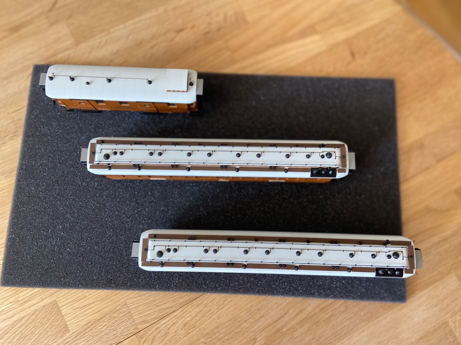 Hobbytrain Modellini di ferrovie: CIWL Hobbytrain H44010 3er Set – Usato da Basel venduto da Relaphe 6