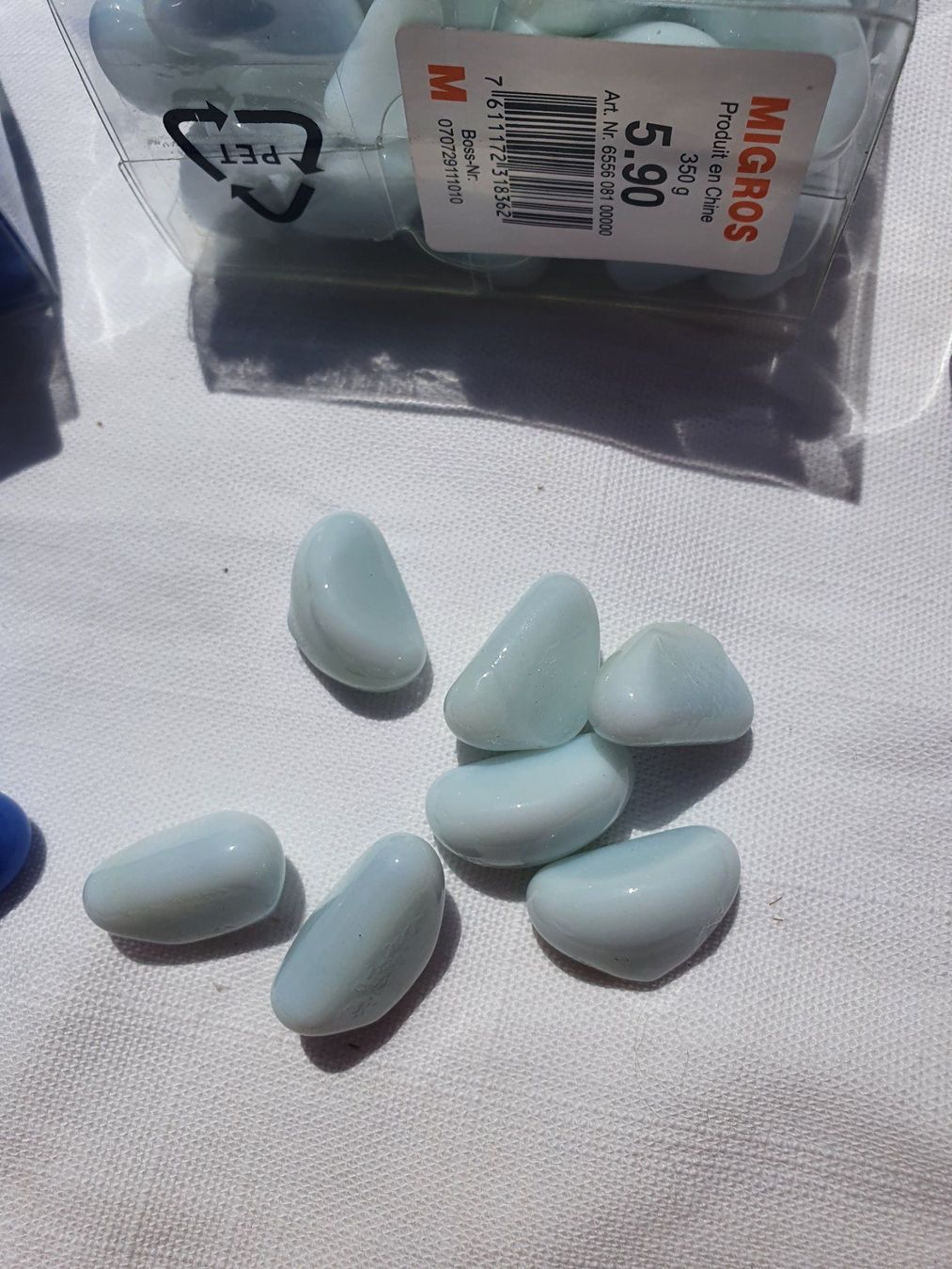 Tutte le decorazioni: Farbige Steine - Nuggets - Dekoglas – Usato da Abtwil AG venduto da MaVo.0710 1