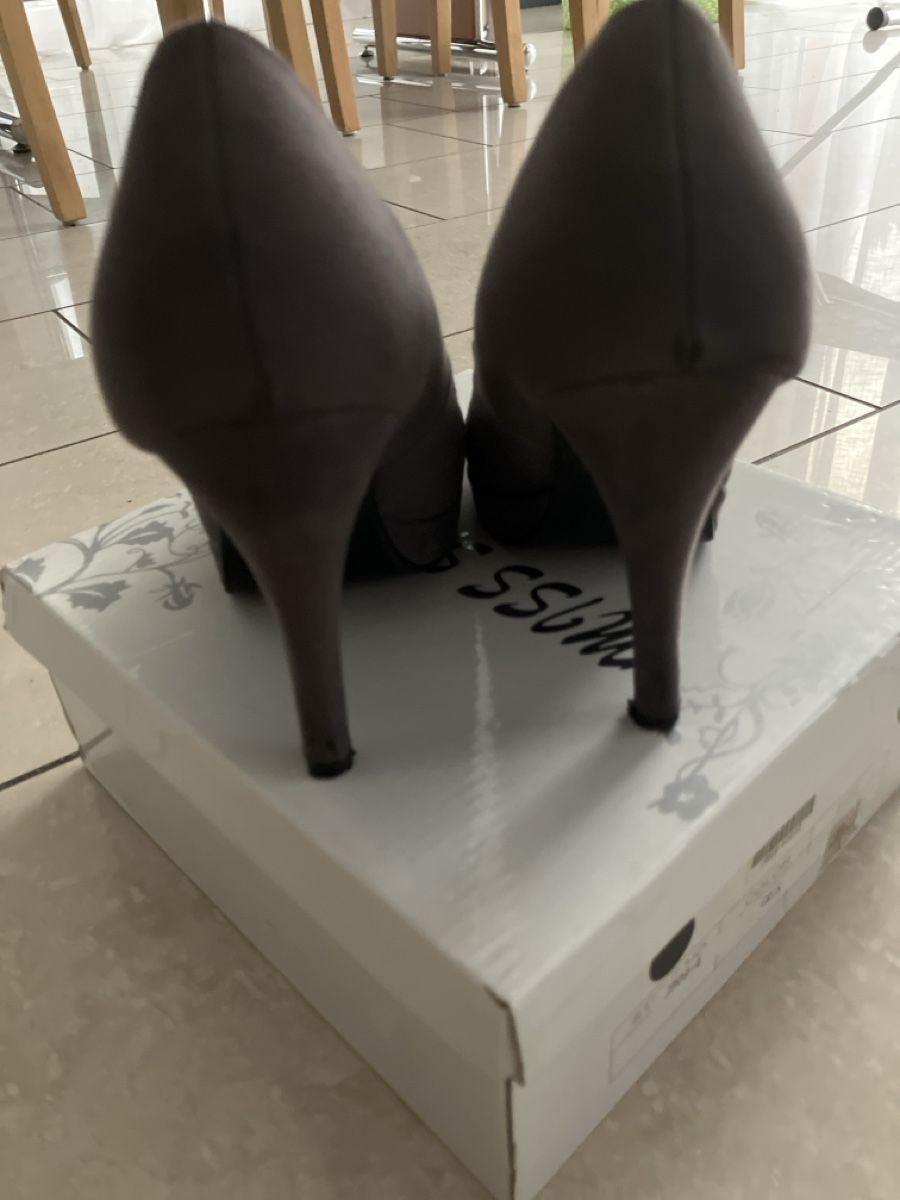 Chaussures femmes: Chaussures haut talons d’une élégance folle – Neuf (Voir description) à Bex par epsonstylus 1