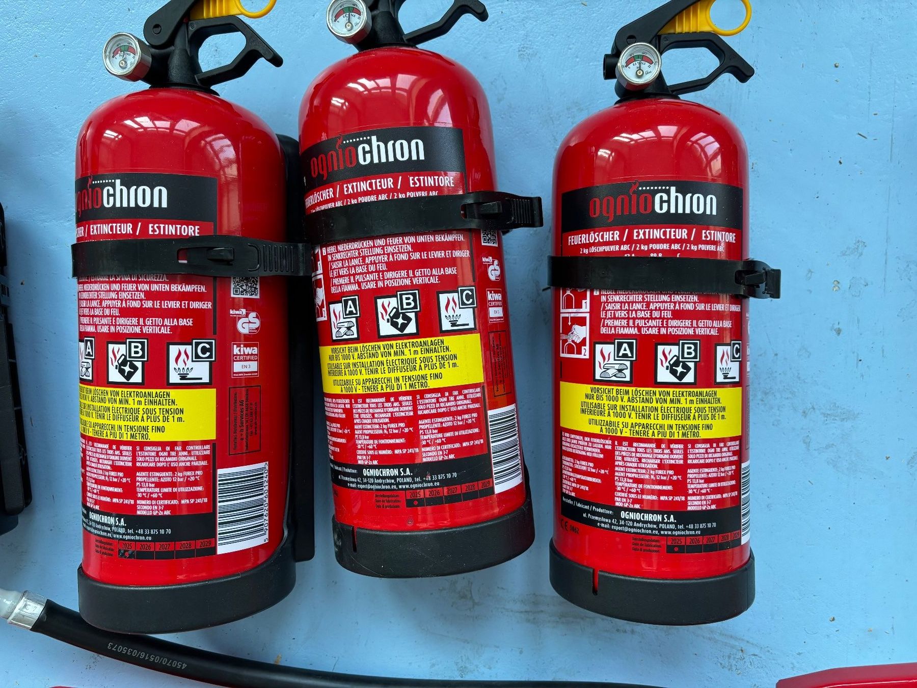 Feuerlöscher: 7 Feuerlöscher und 2 Brandschutzdecken – Neu (gemäss Beschreibung) aus Zürich von mar_hs6l 3