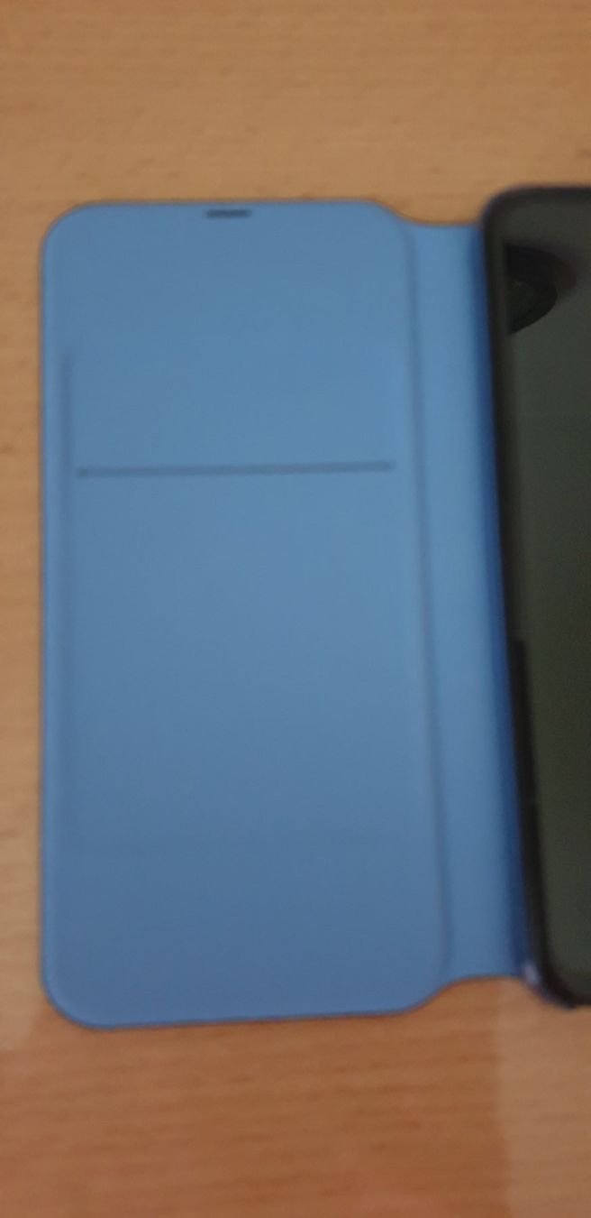 Samsung Cover & Protezioni schermo: Samsung Hülle A40 – Usato da Schüpfen venduto da Ammon 2