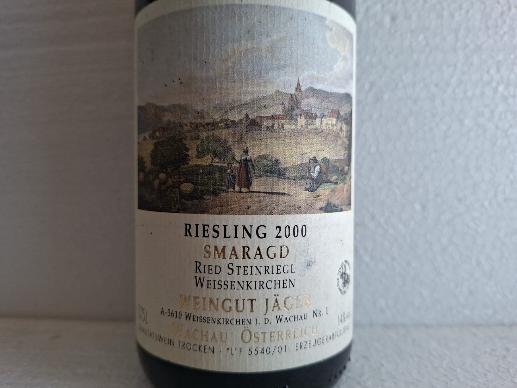 Vino: Riesling 2000 - Smaragd - Weingut Jäger – Nuovo e nell'imballaggio originale da Vionnaz venduto da Trompette