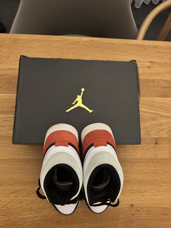Jordan Chaussures hommes: Air Jordan Mid size 44 – D'occasion à Lenzburg par Jet_mir 2