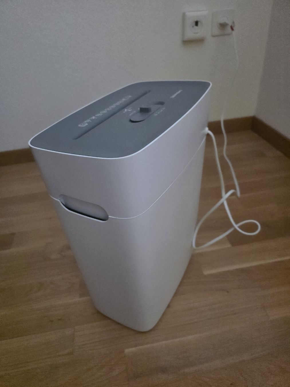 Aktenvernichter: Aktenvernichter HP OneShred 8CC – Gebraucht aus Schaffhausen von dan_h6hm 3