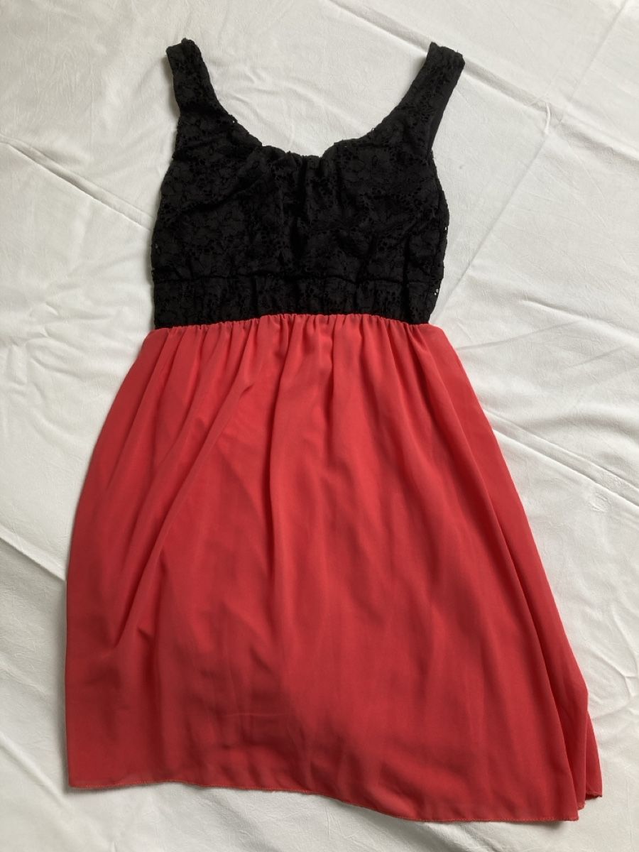 Zebra Kleider: Kleid – Gebraucht aus Oberbipp von Campanula