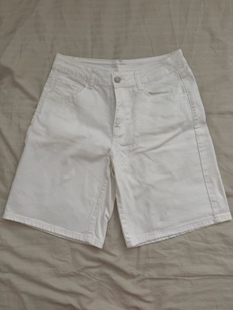 White long Shorts