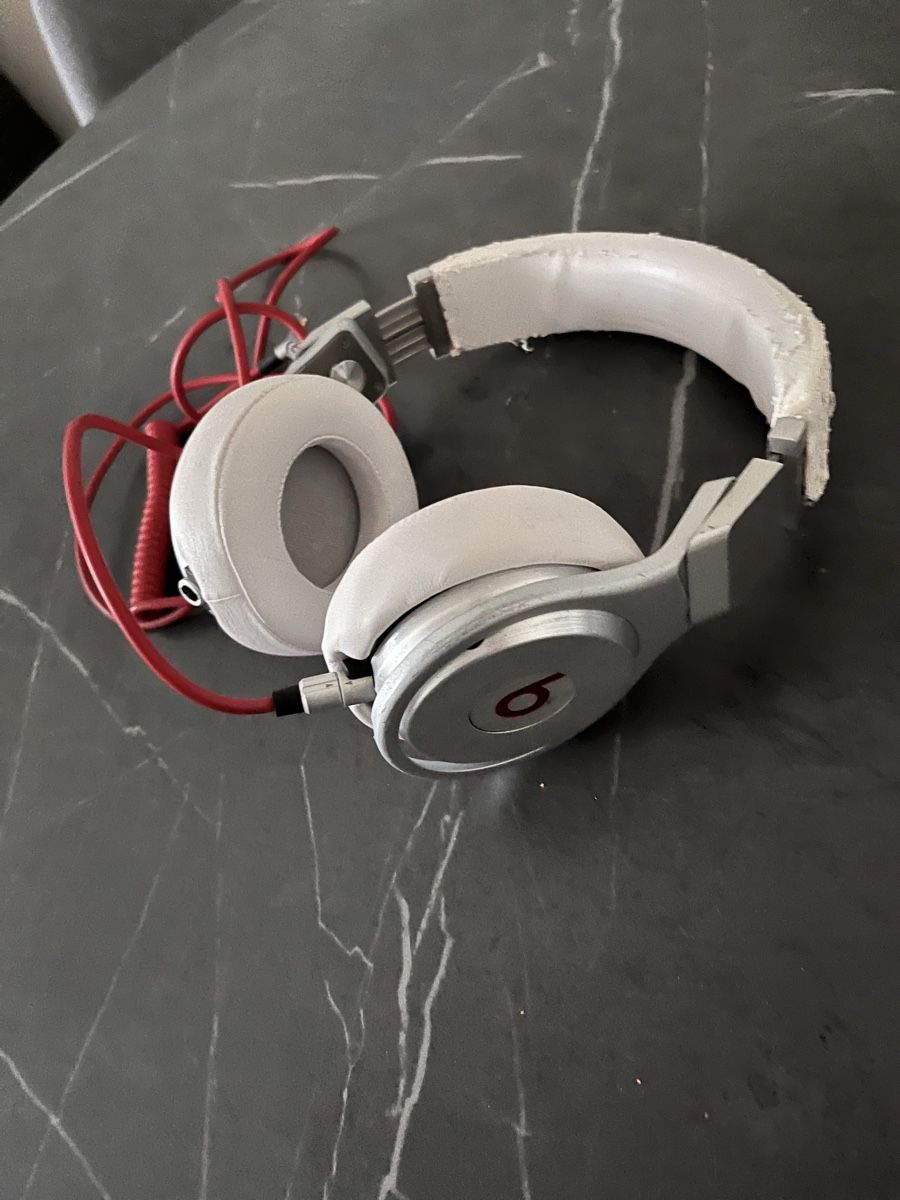 Beats Casques audio: Beats Pro studio  – Défectueux à Embrach par Marushin 1