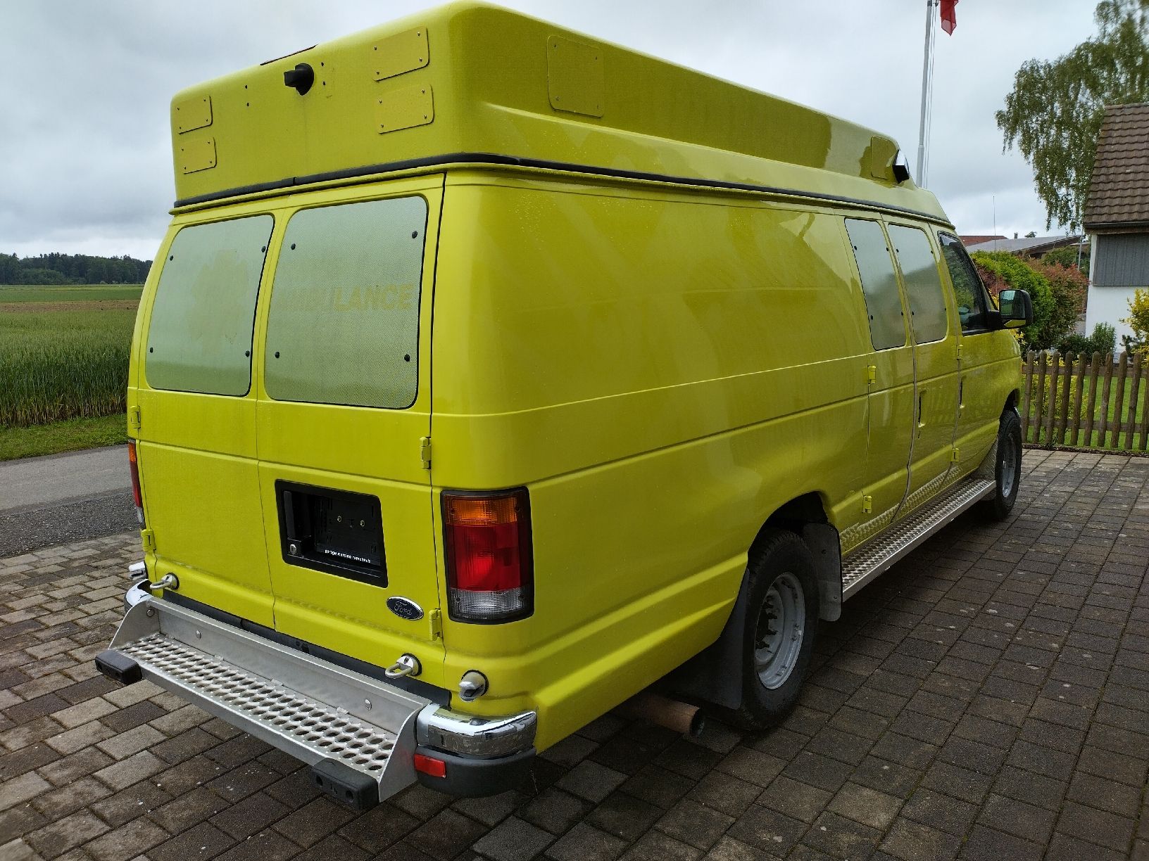 Ford (Usa) Automobili: Ford E350 Powerstroke – Usato da Oberhofen TG venduto da Crosserx 2
