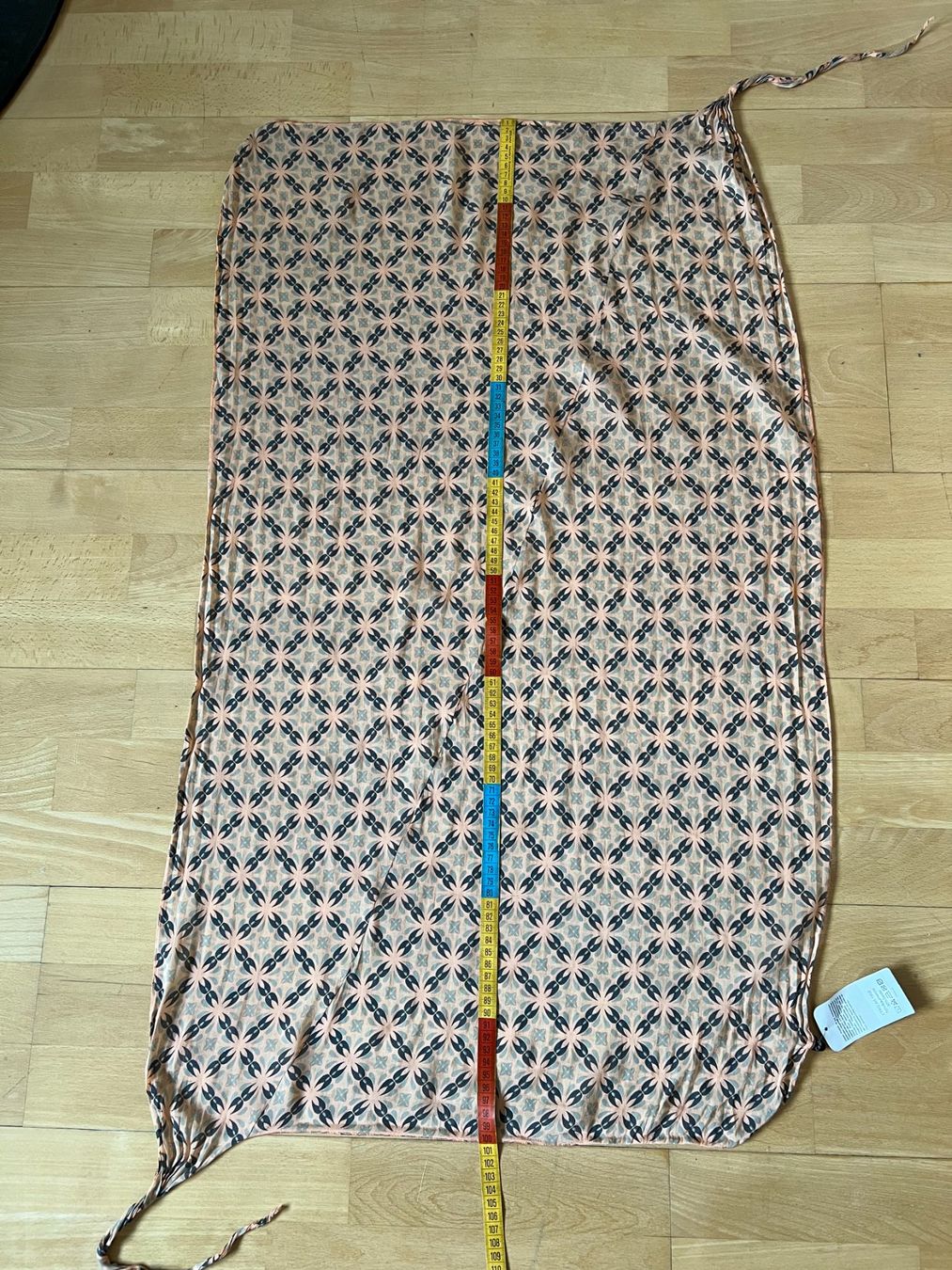 Colora Foulard & Sciarpe: Colora Schal, 30% Seide, Lachs, NEU – Nuovo e nell'imballaggio originale da Worb venduto da farben20zauber 2