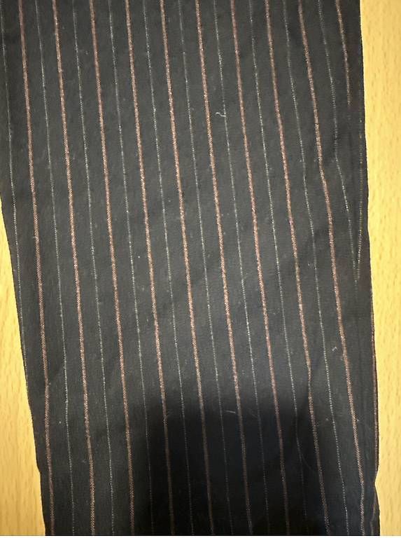 Pantaloni: Stoffhose von Esprit – Usato da Alchenflüh venduto da selina077 2