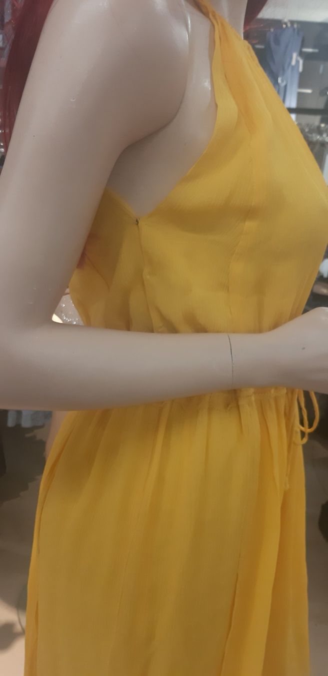 Vestiti: Midi Kleid  Gr.M – Nuovo e nell'imballaggio originale da Zürich venduto da Venecia25 4