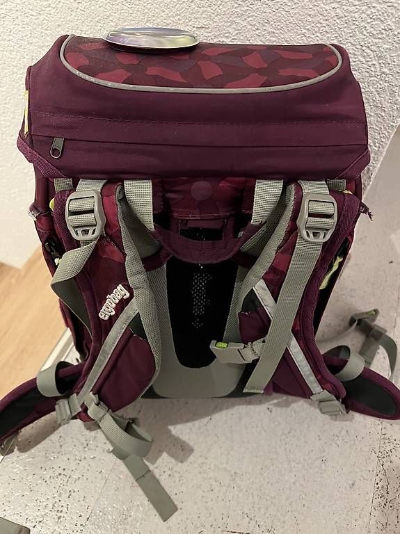 Sacs & sacs à dos: Ergobag Cubo Schulthek – D'occasion à Volketswil par Lenalina13 1