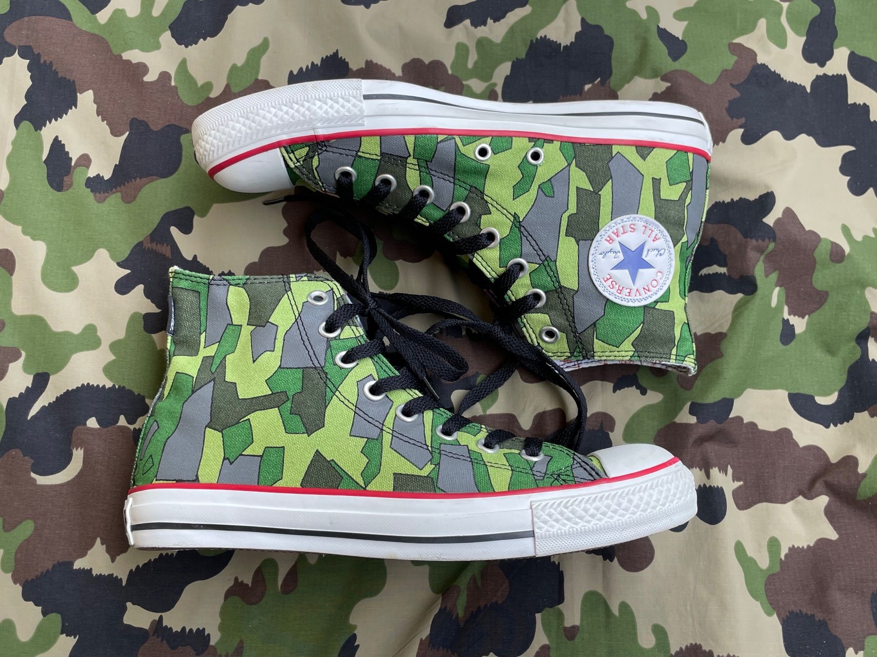 Converse Scarpe da uomo: 2011 Converse Chuck taylor x Gorillaz Sz 40 – Usato da Zürich venduto da le_souk