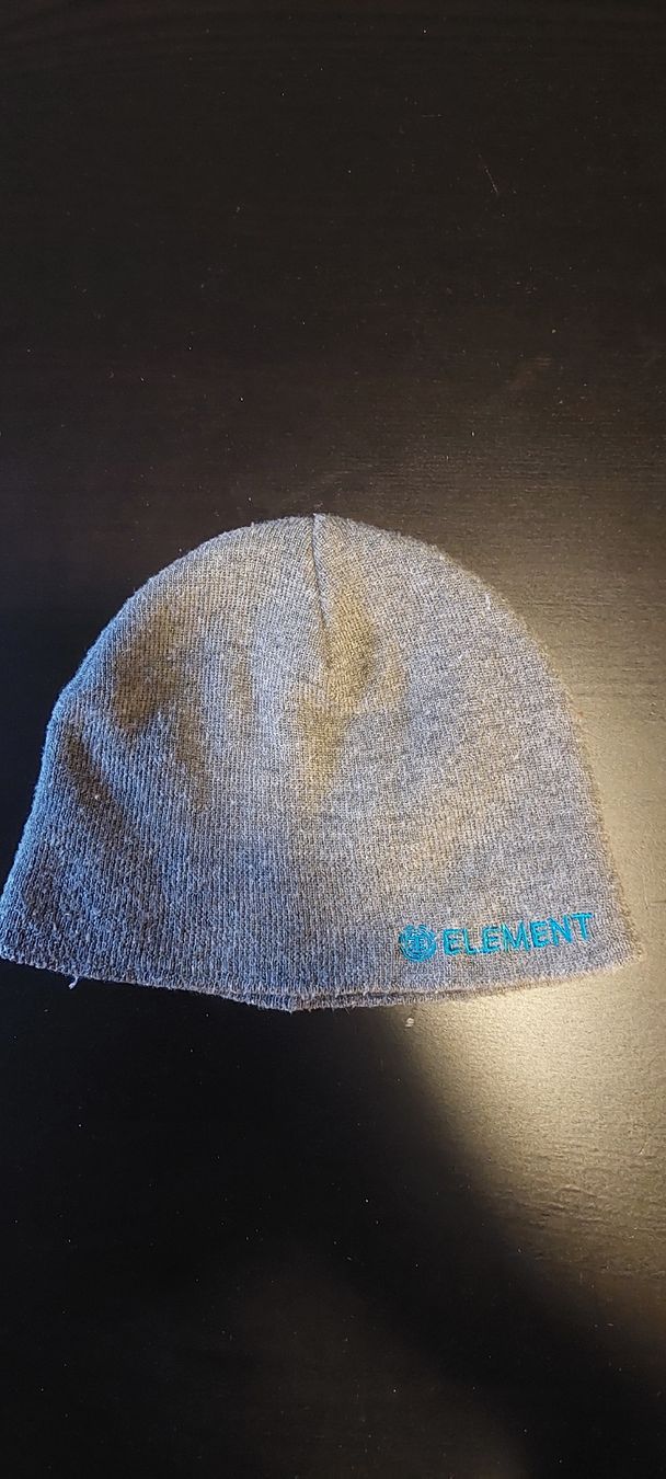Hüte, Mützen & Caps: Bonnet - Élément- one size – Gebraucht aus Martigny von ValentinClosuit