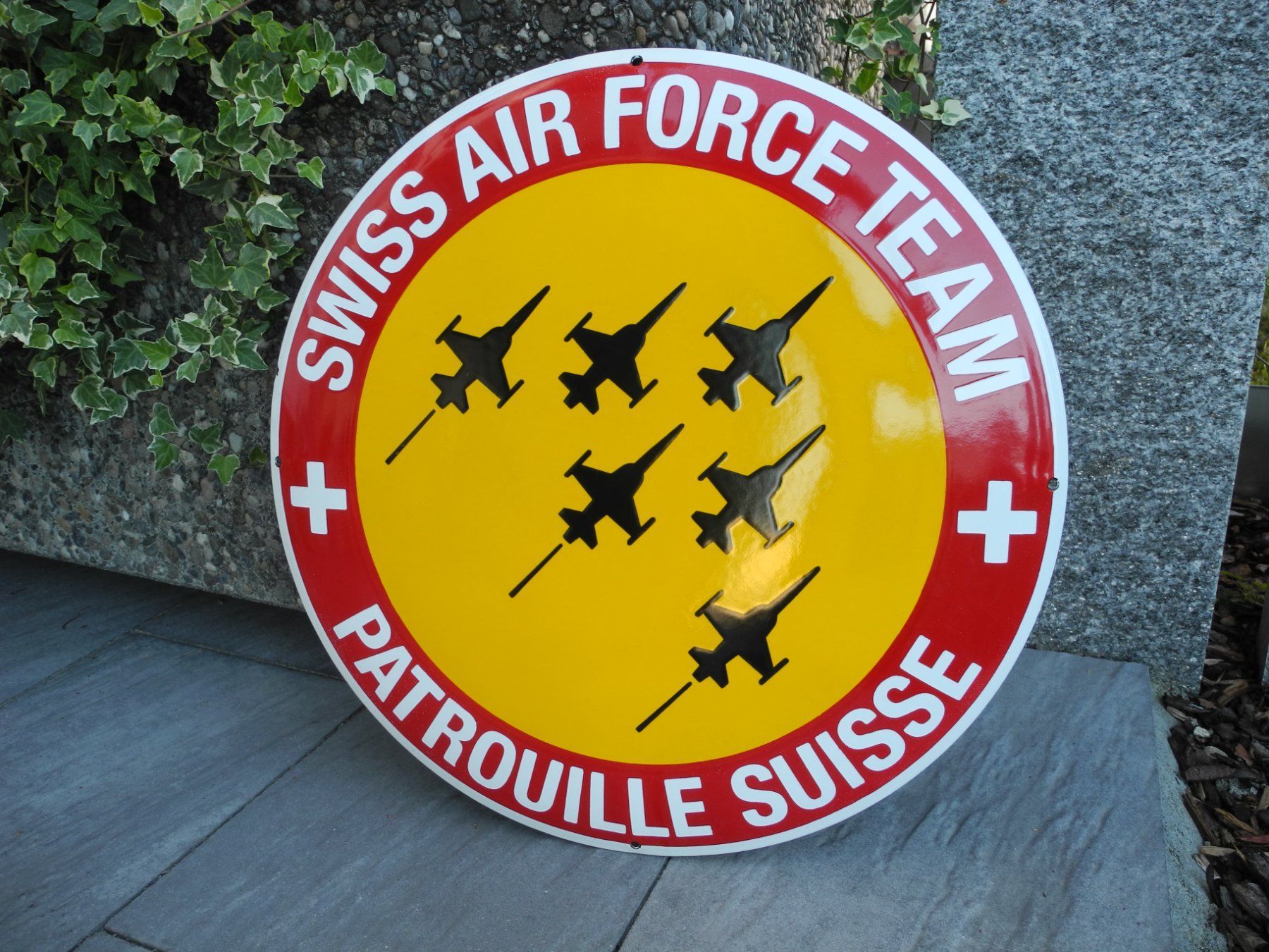 Insegne: PATROUILLE SUISSE EMAILSCHILD – Nuovo (secondo la descrizione) da Reinach AG venduto da Huckleberrysix 1