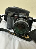 Appareil photo reflex Minolta Dynax 700si + accessoires