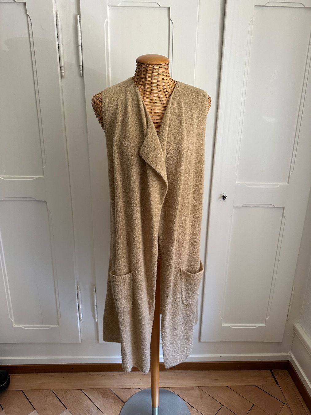More & More Giacche: MORE & MORE - Strickjacke beige 36 – Usato da Zürich venduto da Diazaio