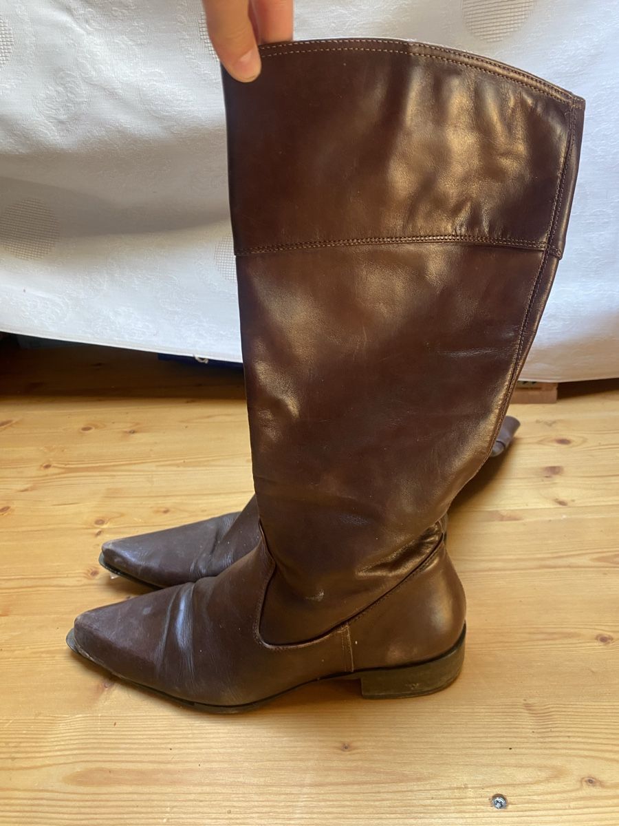Chaussures femmes: Lederstiefel Spitzig Vintage – D'occasion à Rehetobel par Norea69