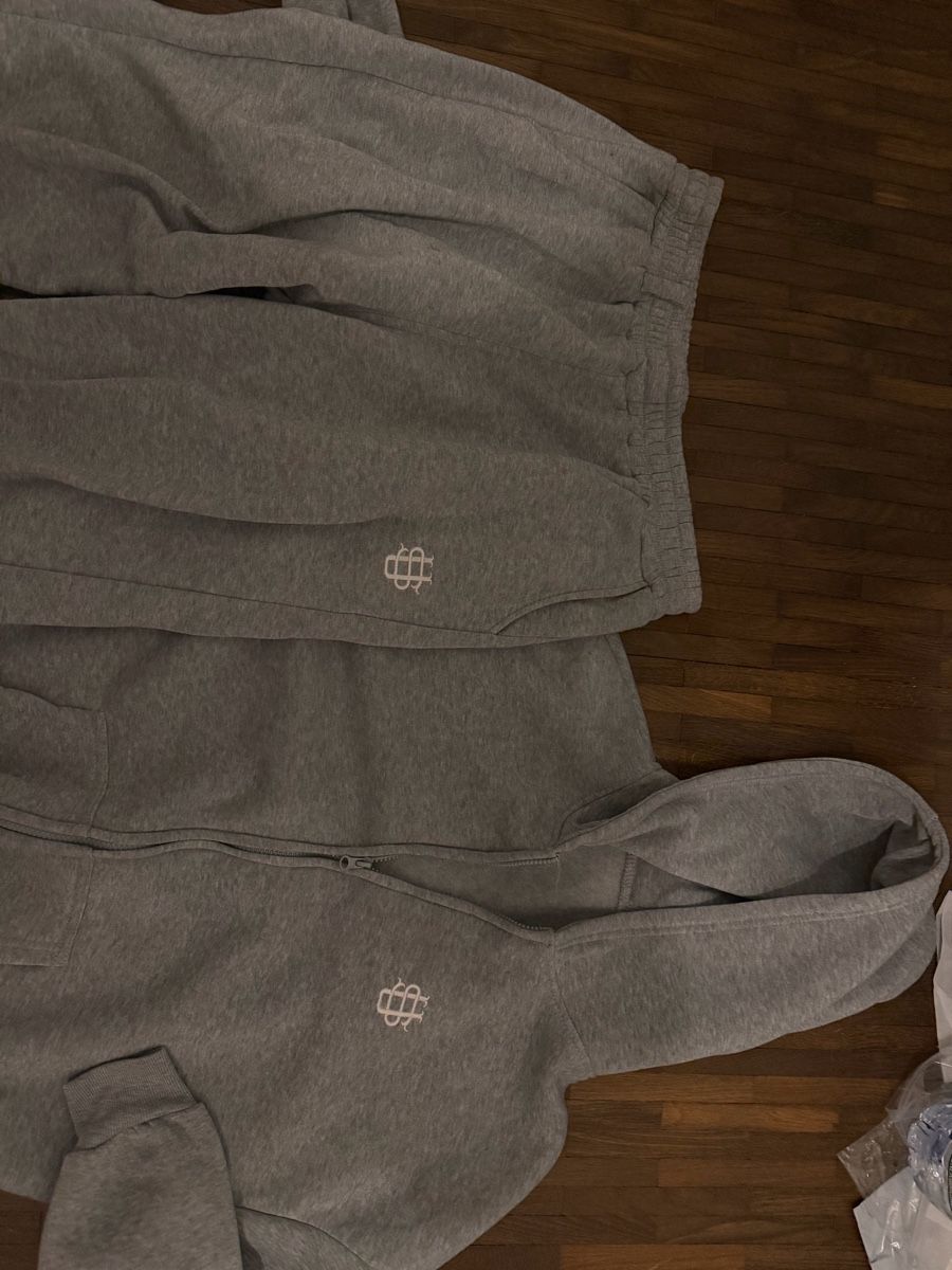 Lotti di vestiti: Suvene Tracksuit – Nuovo (secondo la descrizione) da Chur venduto da sil_v7n6 1