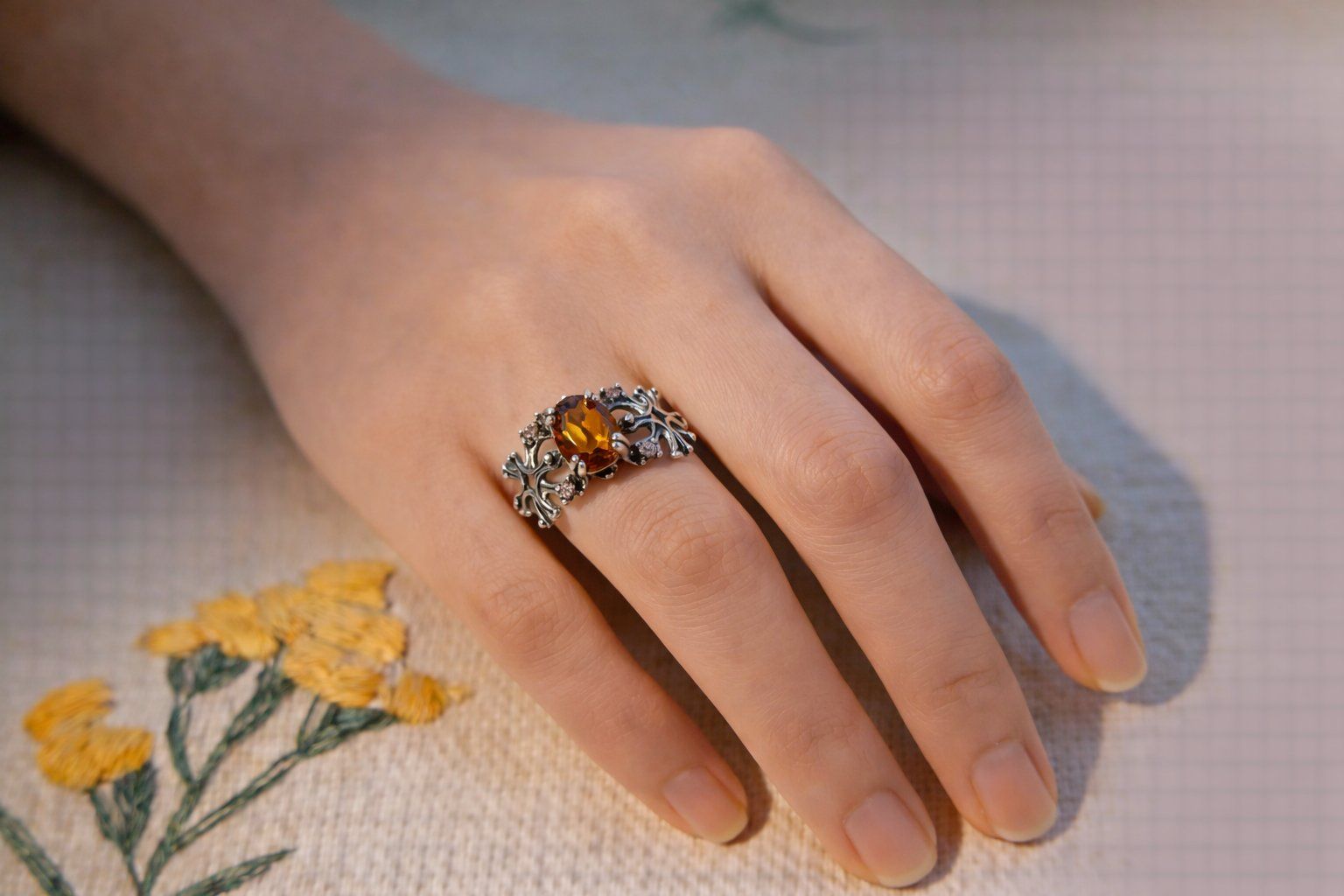Anelli: NEW - S925 Citrine Ring (Adjustable) – Nuovo (secondo la descrizione) da Zürich venduto da cin_wcf6 6