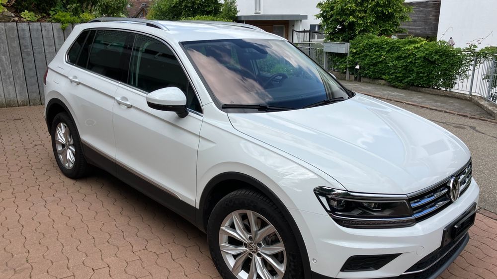 VW Tiguan 2.0 TSI Highline, Weiss, Automat, Anhängerkupplung