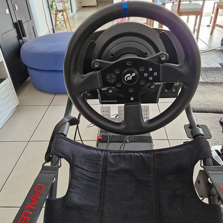 Giochi: Racing simulator set (playseat, Thrustmaster) – Nuovo (secondo la descrizione) da Port venduto da anmpa