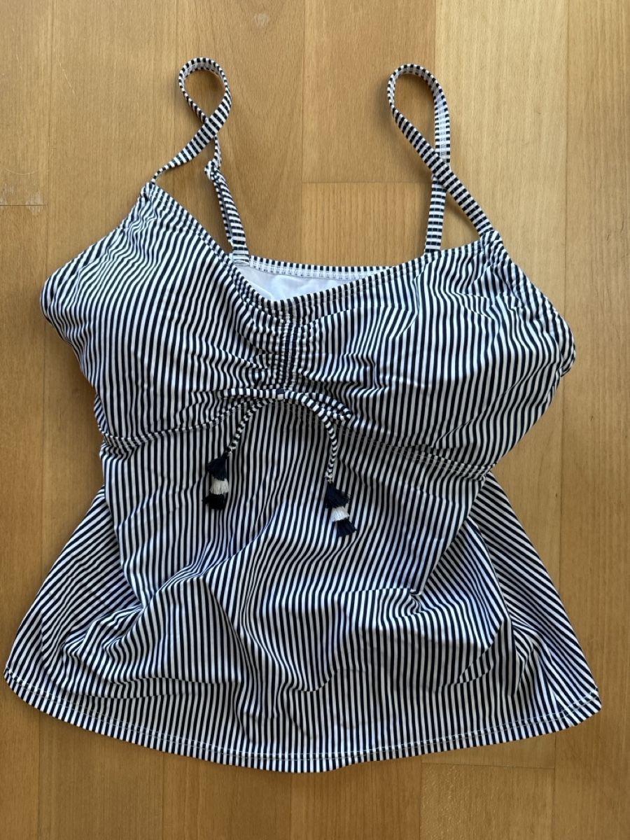 Costumi da bagno & Bikini: Tankini Oberteil. 42 B Cup – Usato da Oberrieden venduto da Allesundanderes