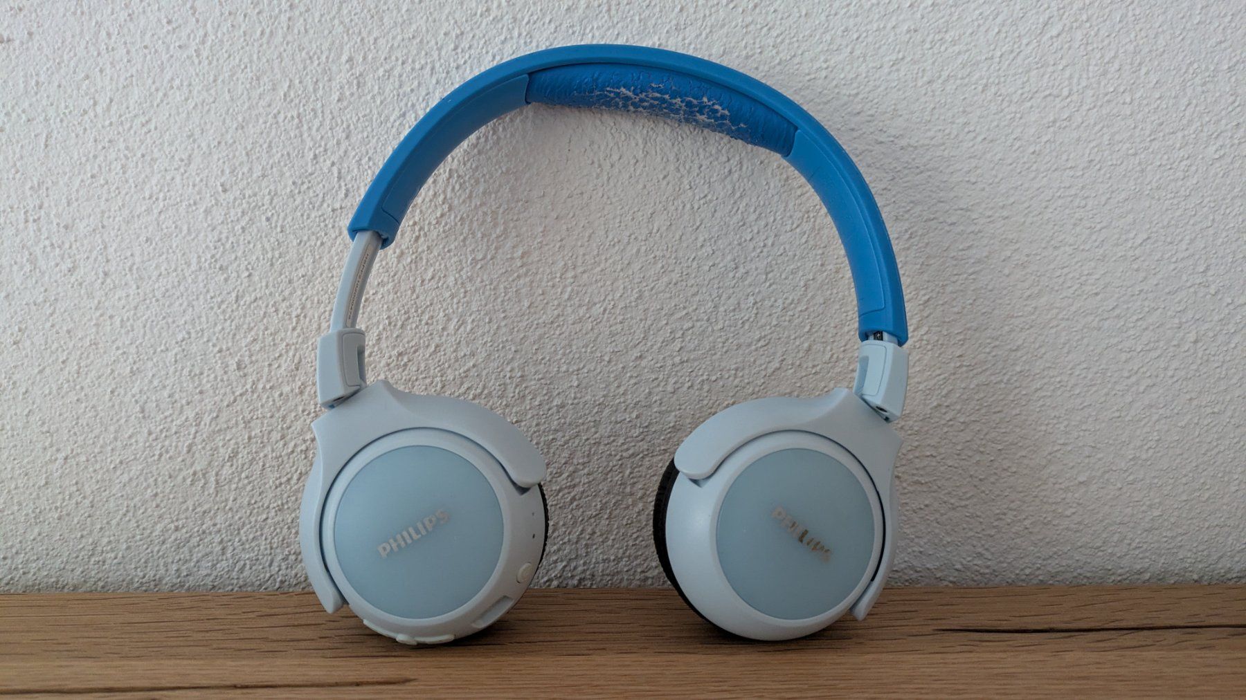 Philips Kopfhörer: Philips Kinder On Ear Bluetooth Kopfhörer - TAKH402 – Gebraucht aus Staufen von Fleby84