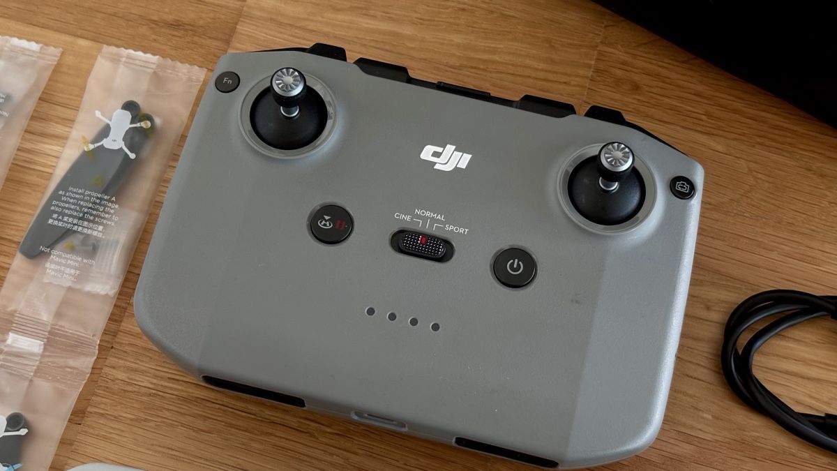 DJI Action Cam: DJI Mini 2 inkl. Zubehör – Usato da Basel venduto da yannis_s 3