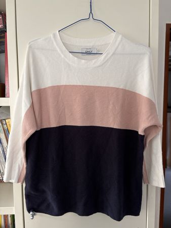 Only- Der Pullover Gr.S.