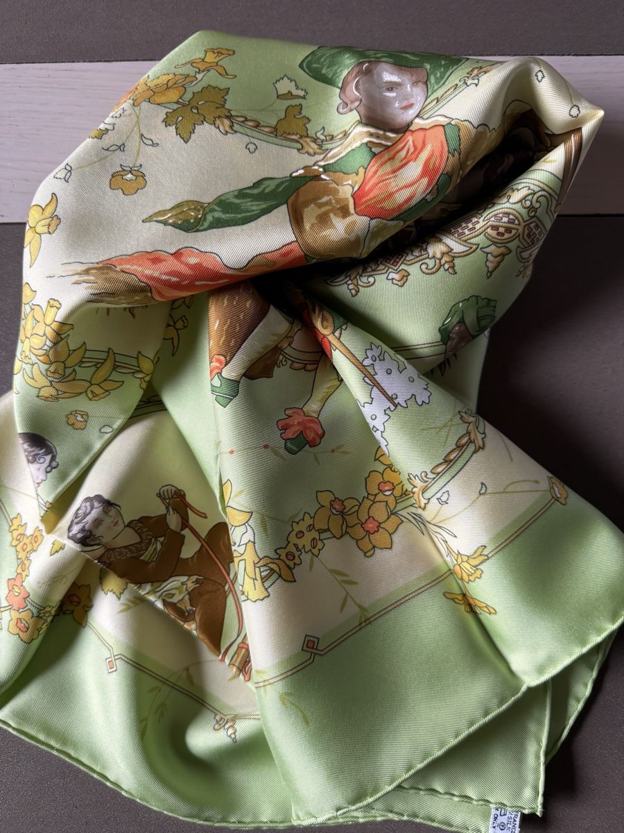Hermès Foulards & écharpes: Hermès carré 90 Les Petits princes – Neuf (Voir description) à Genève par Allisgood 2