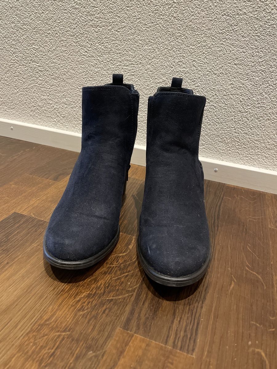 Graceland Scarpe da donna: Dunkelblaue Stiefeletten von Graceland – Usato da Schmitten FR venduto da Monei19 1