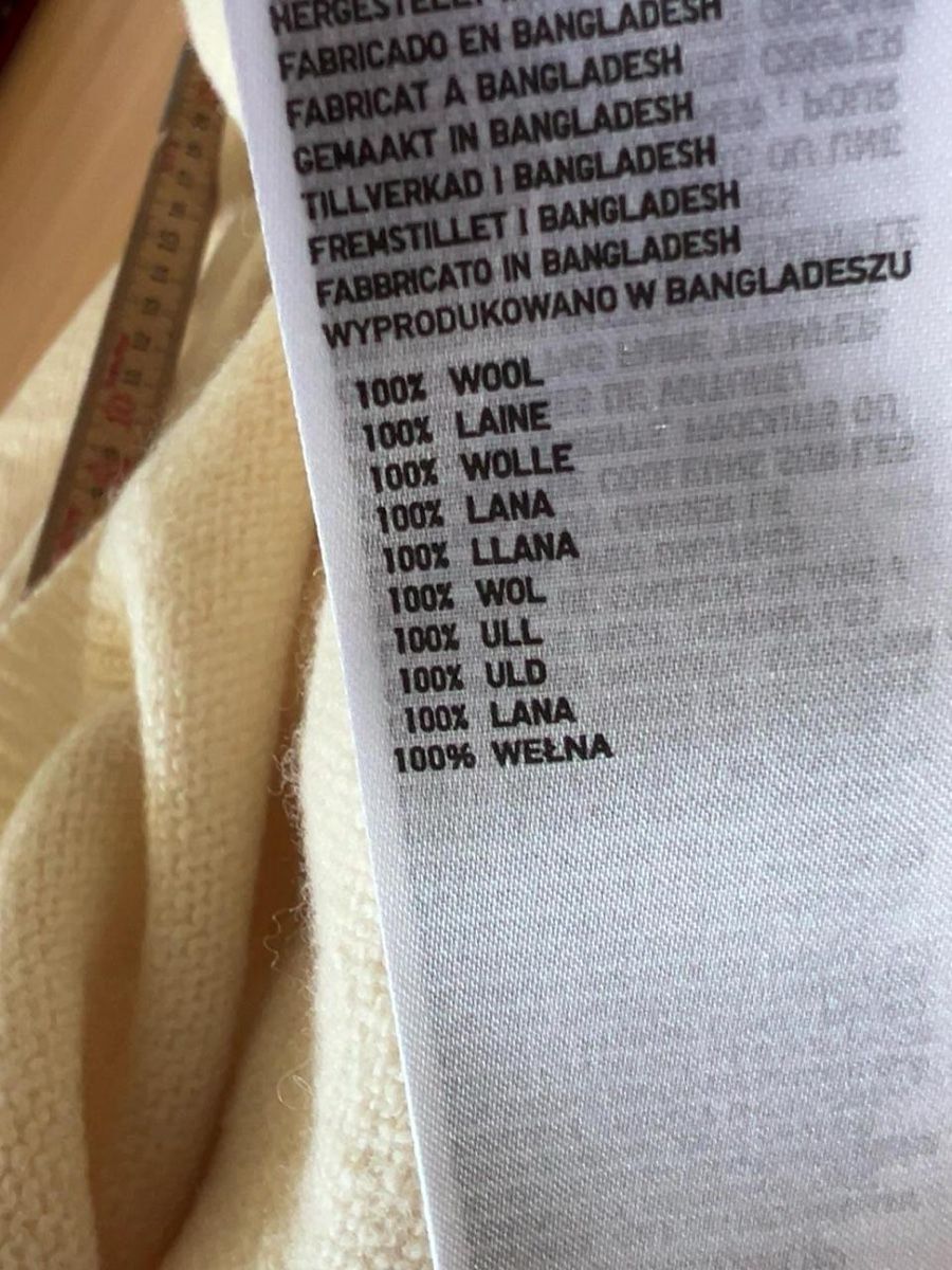 Uniqlo Maglioni & Felpe: 3er Pack Uniqlo Rollkragenpullover (schwarz, creme, grau) – Nuovo (secondo la descrizione) da St. Gallen venduto da ome_g8v2 8
