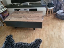 Couchtisch Holztisch, höhenverstellbar, Top Zustand!