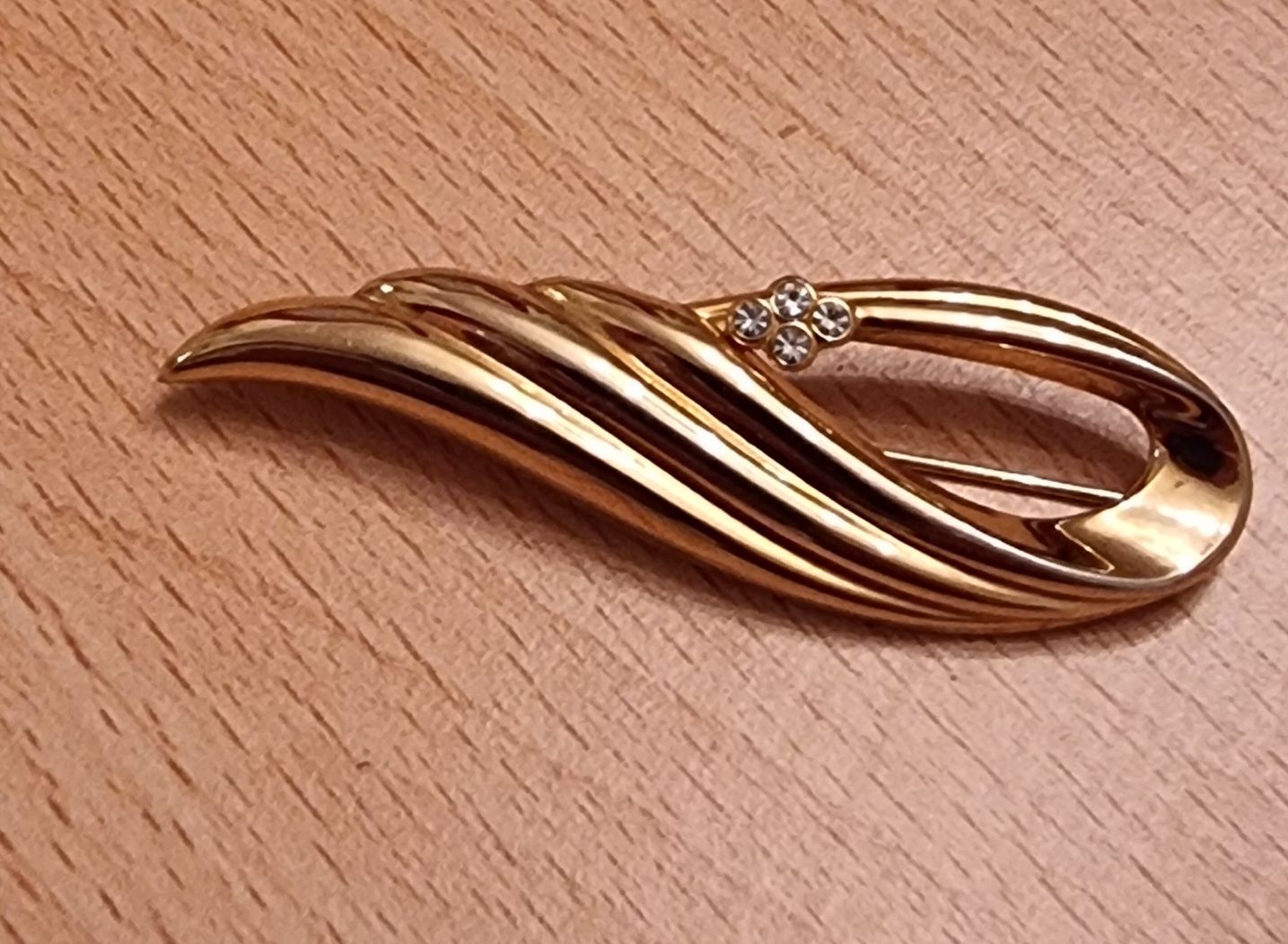 Spille & Fermagli: Schöne Brosche (Modeschmuck vergoldet – Usato da Bern venduto da chuderluri01