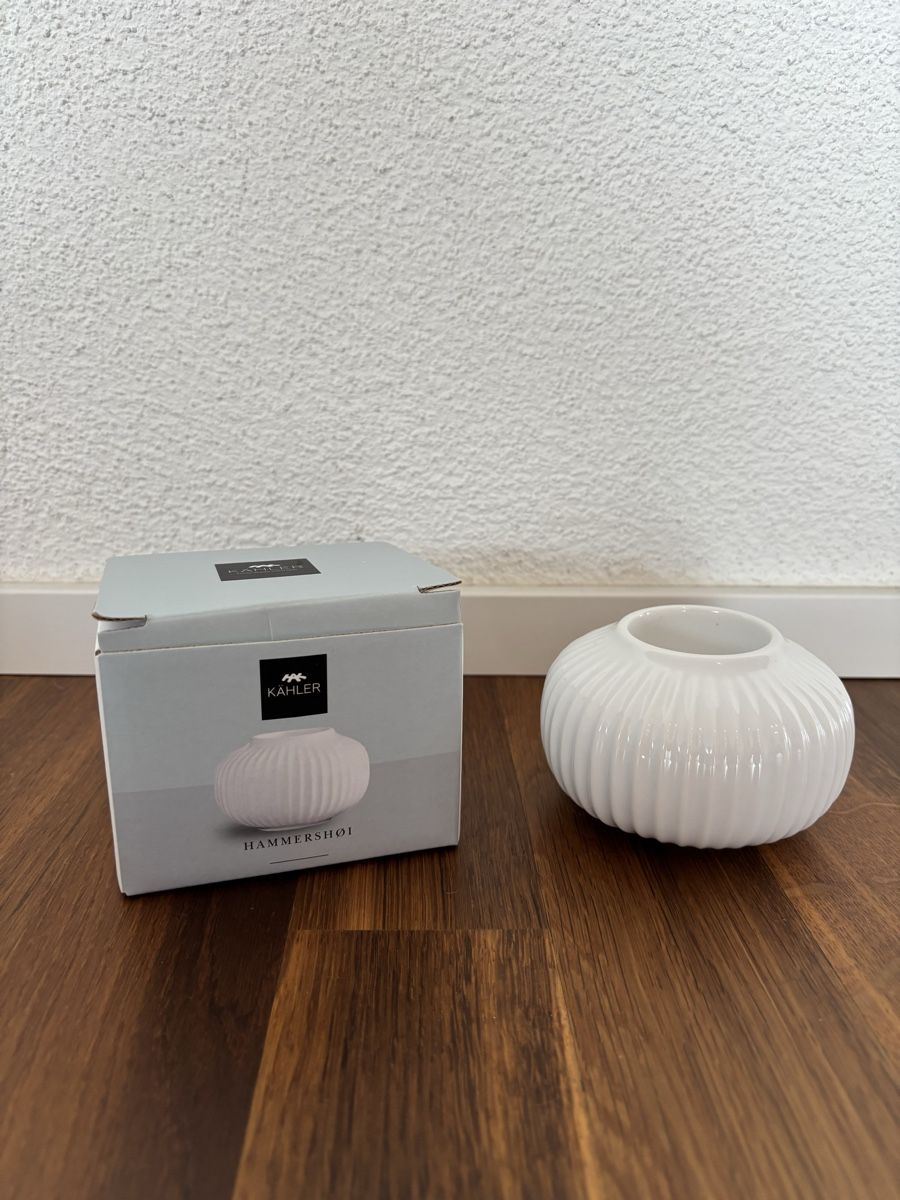 Portacandele: Kähler Design - Hammershøi Teelichhalter 6.5cm weiss – Usato da Zürich venduto da FedeSara