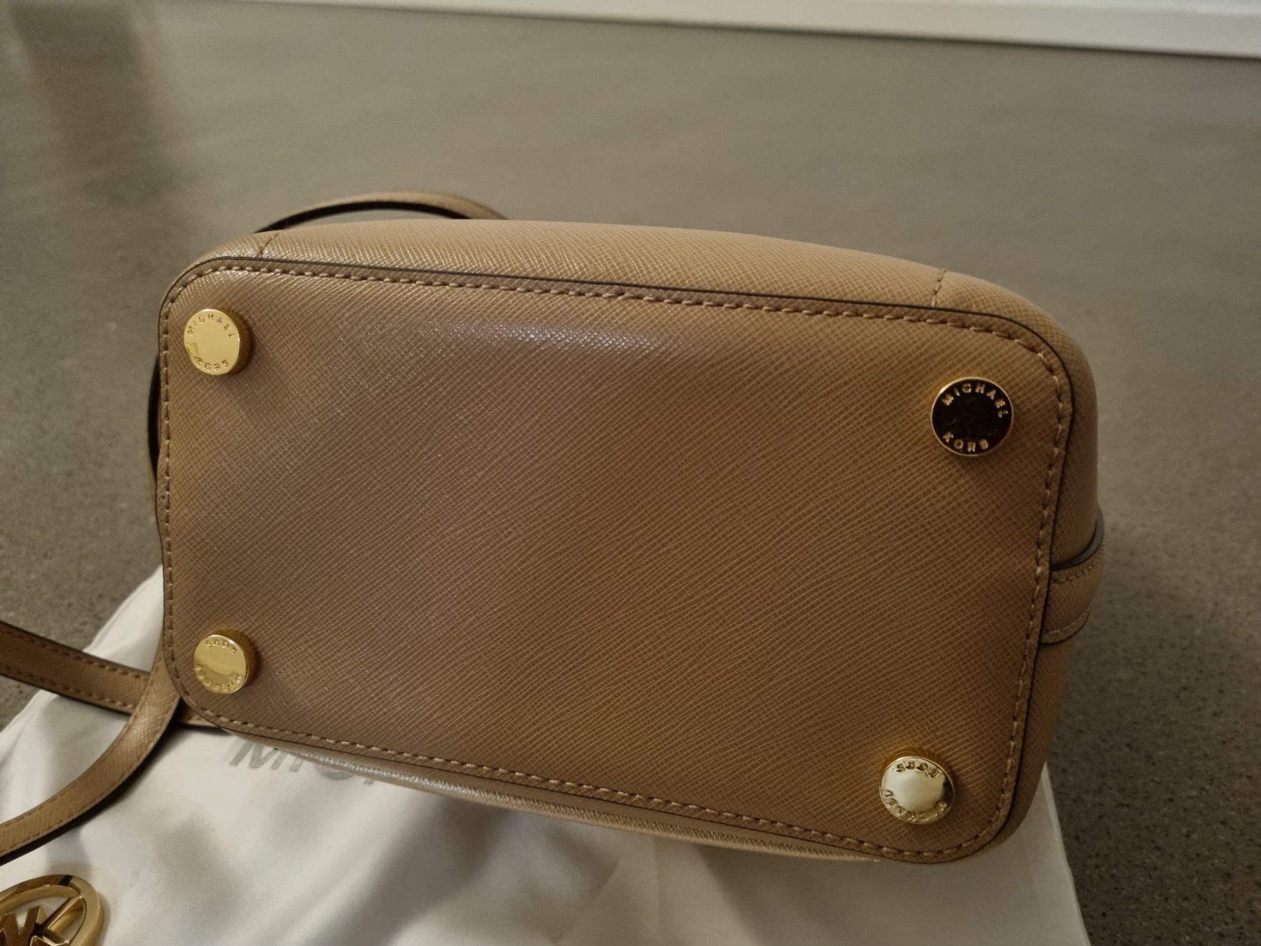 Michael Kors Borse da donna: Michael Kors Beuteltasche neu – Nuovo e nell'imballaggio originale da Luzern venduto da HunkAnd1 2