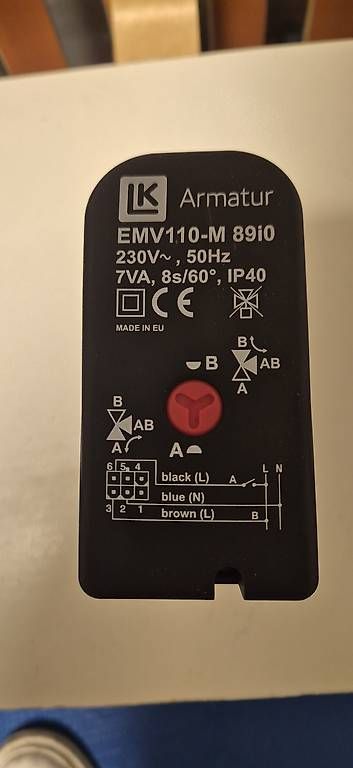 Autres pour métaux et serrurerie: 3 wege Ventil EMV 110-M – D'occasion à Stallikon par angelize01