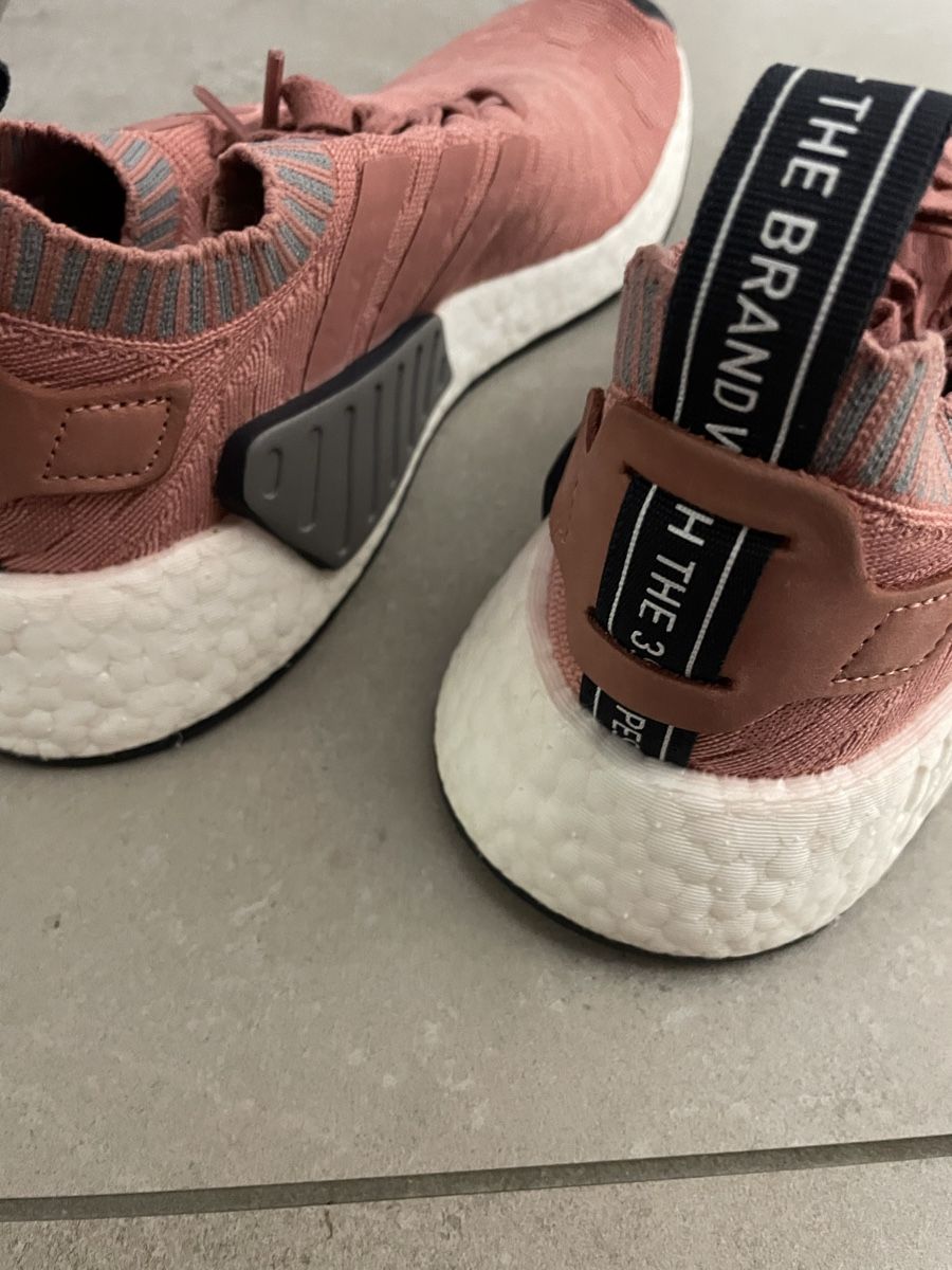 Adidas Damenschuhe: NMD Adidas Sneakers – Gebraucht aus Zunzgen von mel_y6w2 1