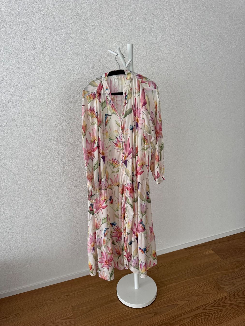 H&M Vestiti: H&M Hemdblusenkleid mit Blumenprint, M – Nuovo (secondo la descrizione) da Uetikon am See venduto da happywishes 4