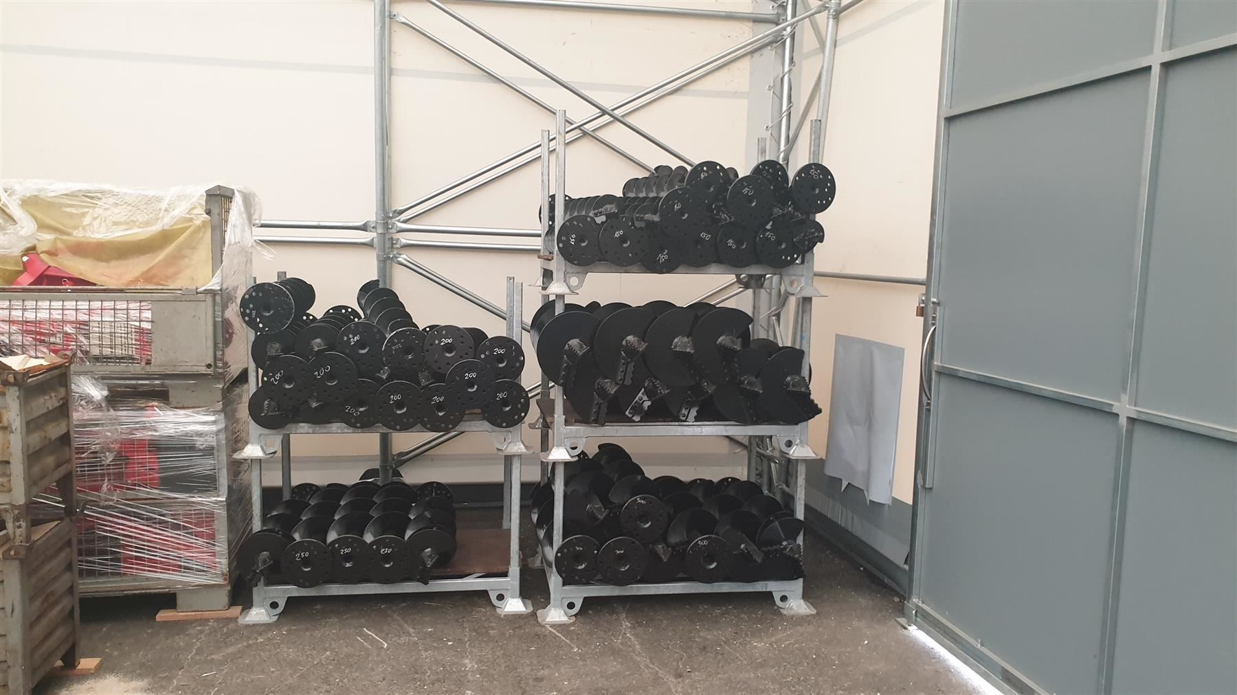 Escavatori: Triebwerk Erdbohrer Kegelspalter Bagger – Nuovo e nell'imballaggio originale da Les Ponts-de-Martel venduto da SpalterRobert 4
