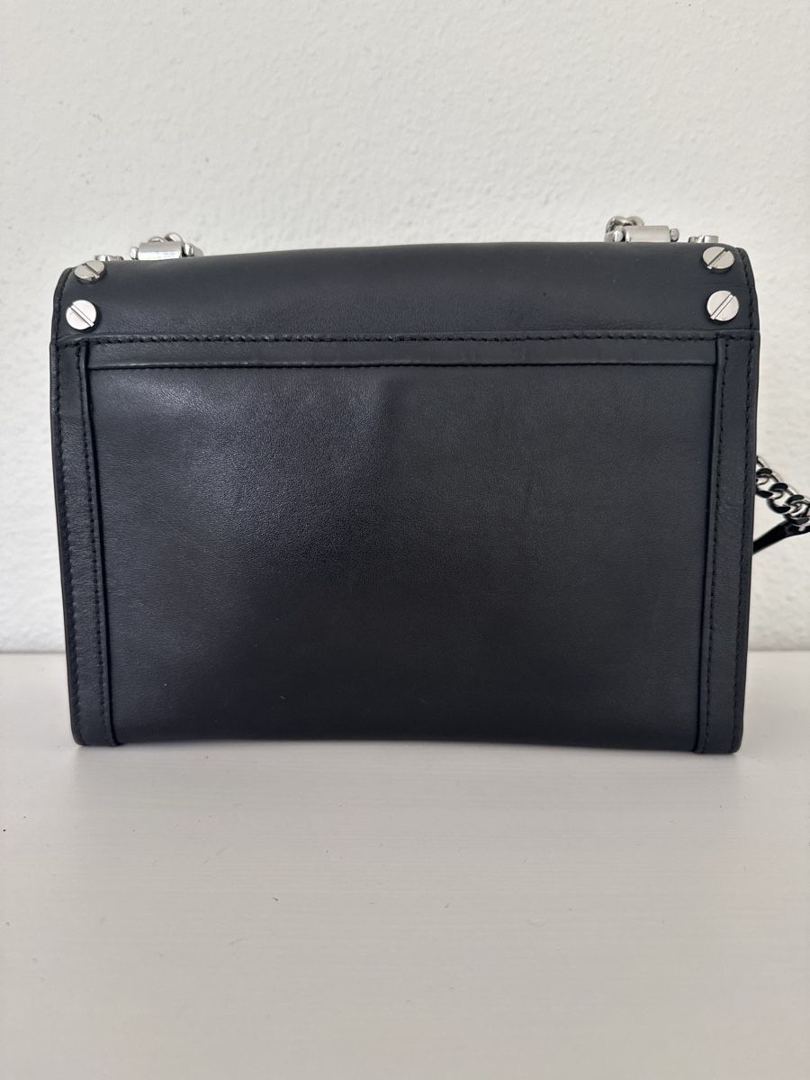 Michael Kors Borse da donna: Michael Kors Studded Black Leather Shoulder Bag – Usato da Versoix venduto da Bazanchiklovalova 3