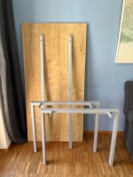 Schreibtisch aus Holz