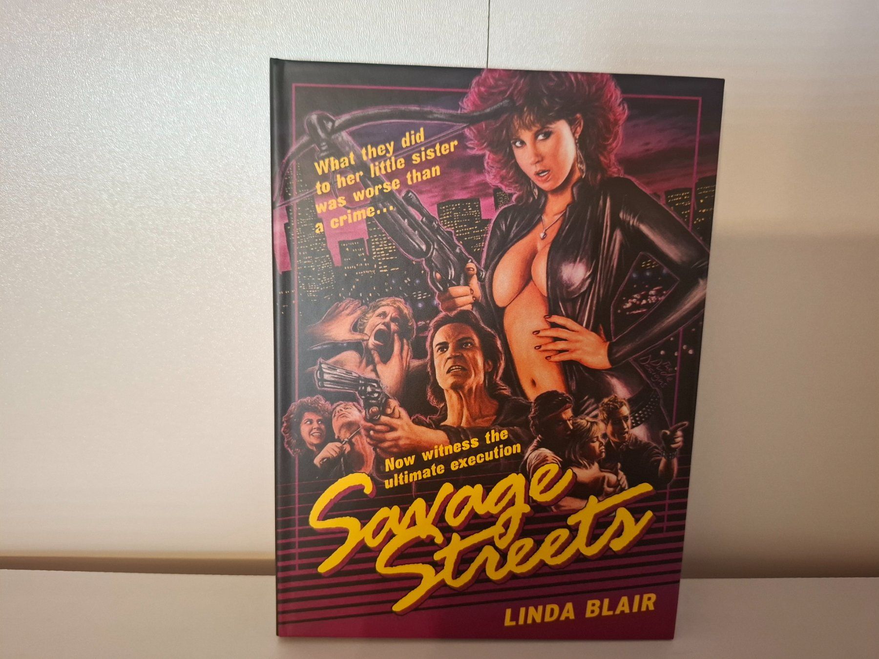 Tous les DVDs: Savage Streets (Lim. Mediabook) – D'occasion à Frauenfeld par Frankenstein01