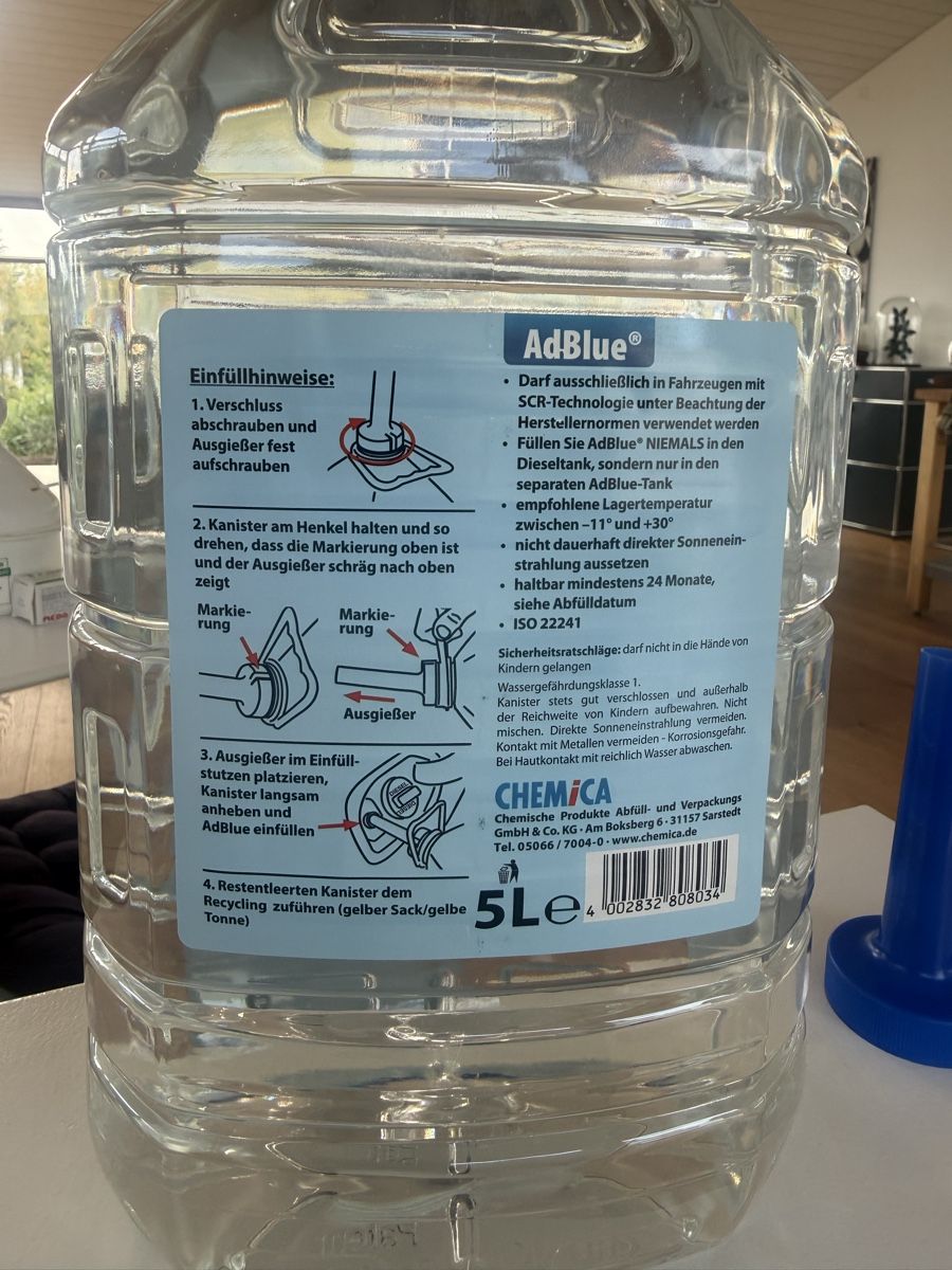 Sonstiges Fahrzeugzubehör: AdBlue Harnstofflösung – Neu und originalverpackt aus Thalwil von gansjeanjacques 1