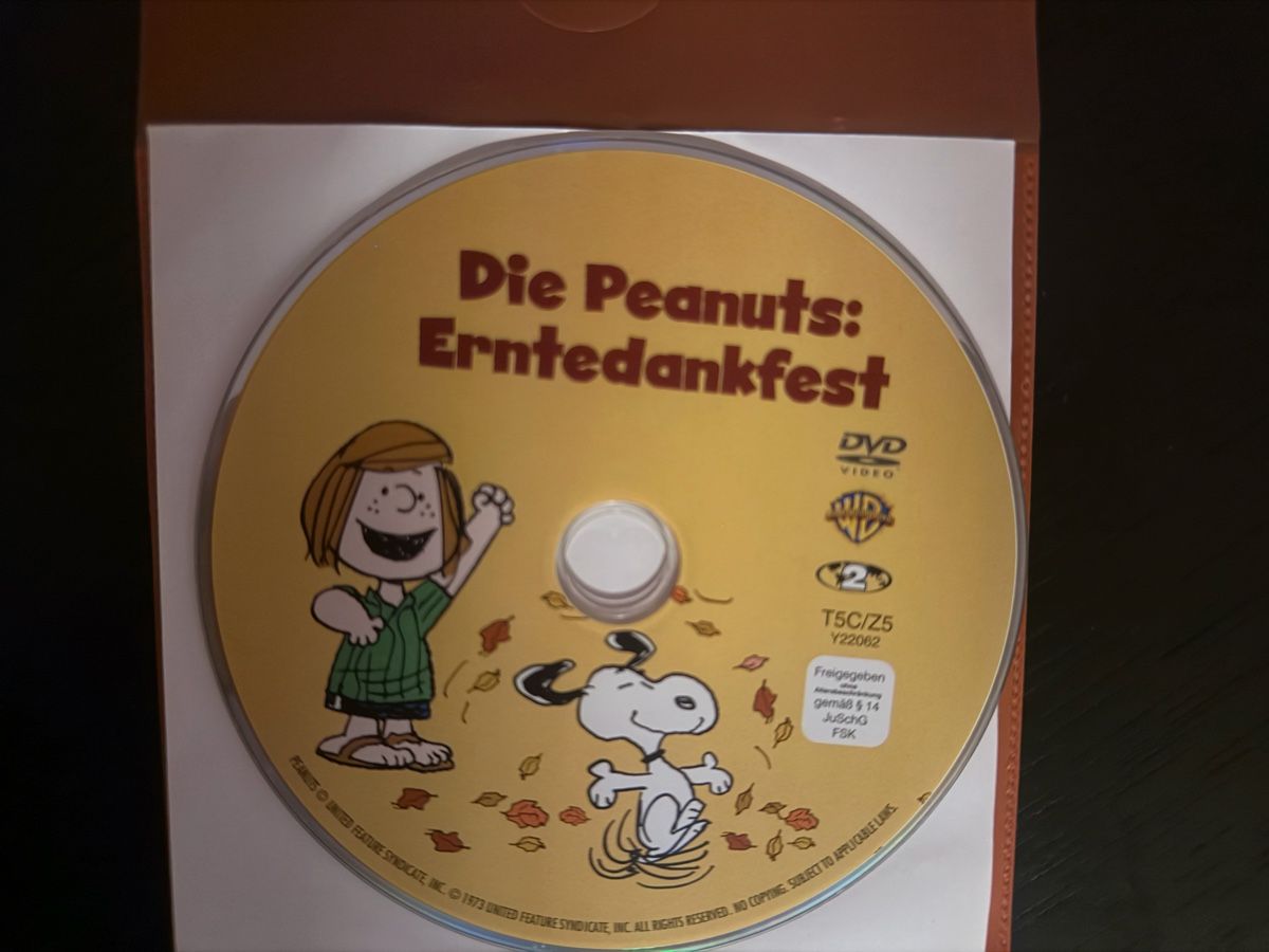 Tous les DVDs: Die Peanuts Erntedankfest guter Zustand – D'occasion à Lausen par EisAmStiel94 1