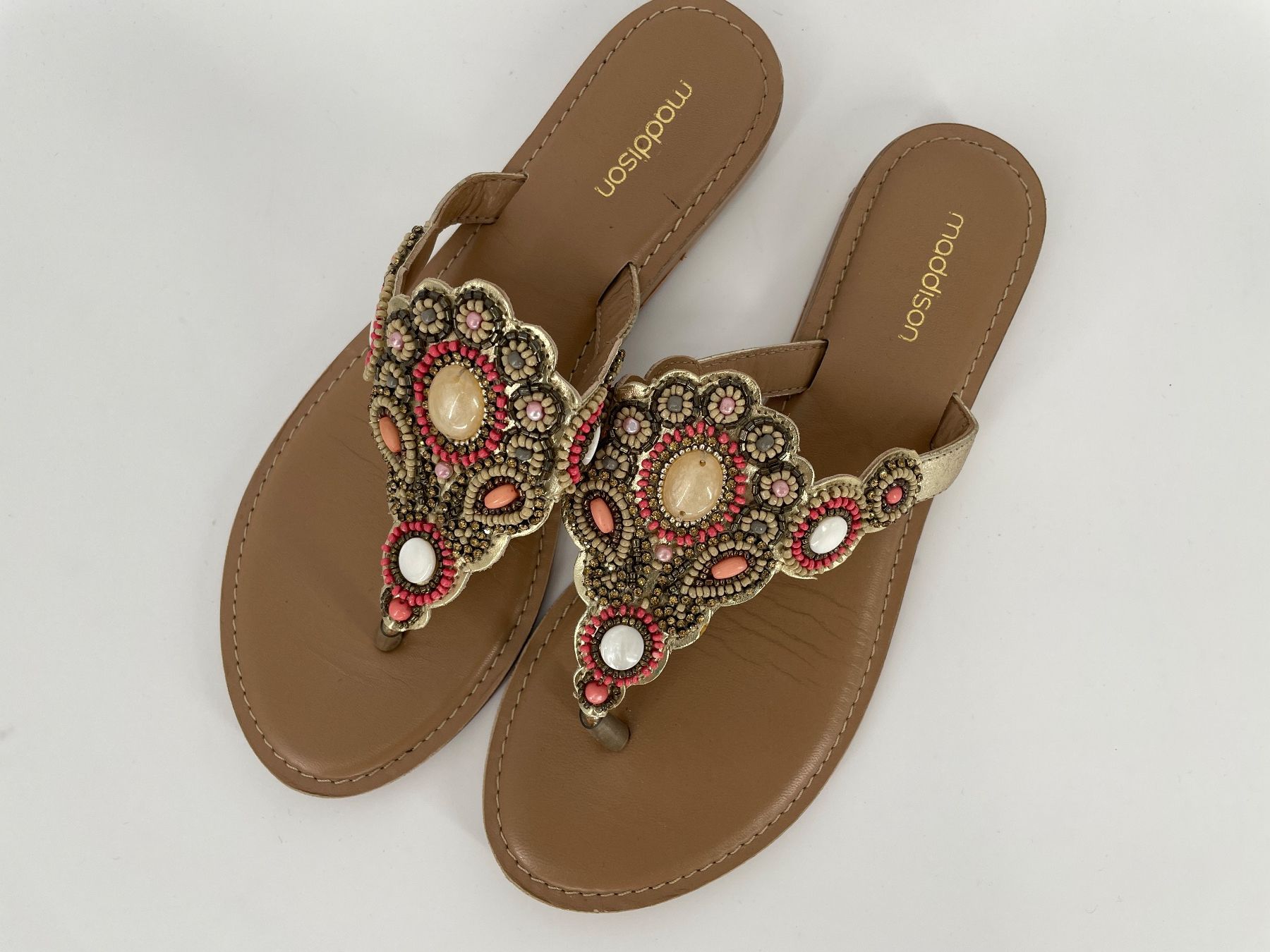 Maddison Chaussures femmes: Leder Sandale/ Flip Flop Gr. 39 von Maddison – D'occasion à Auenstein par moin. 1