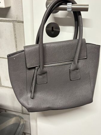 Sac à main gris avec bandoulière amovible comme neuf